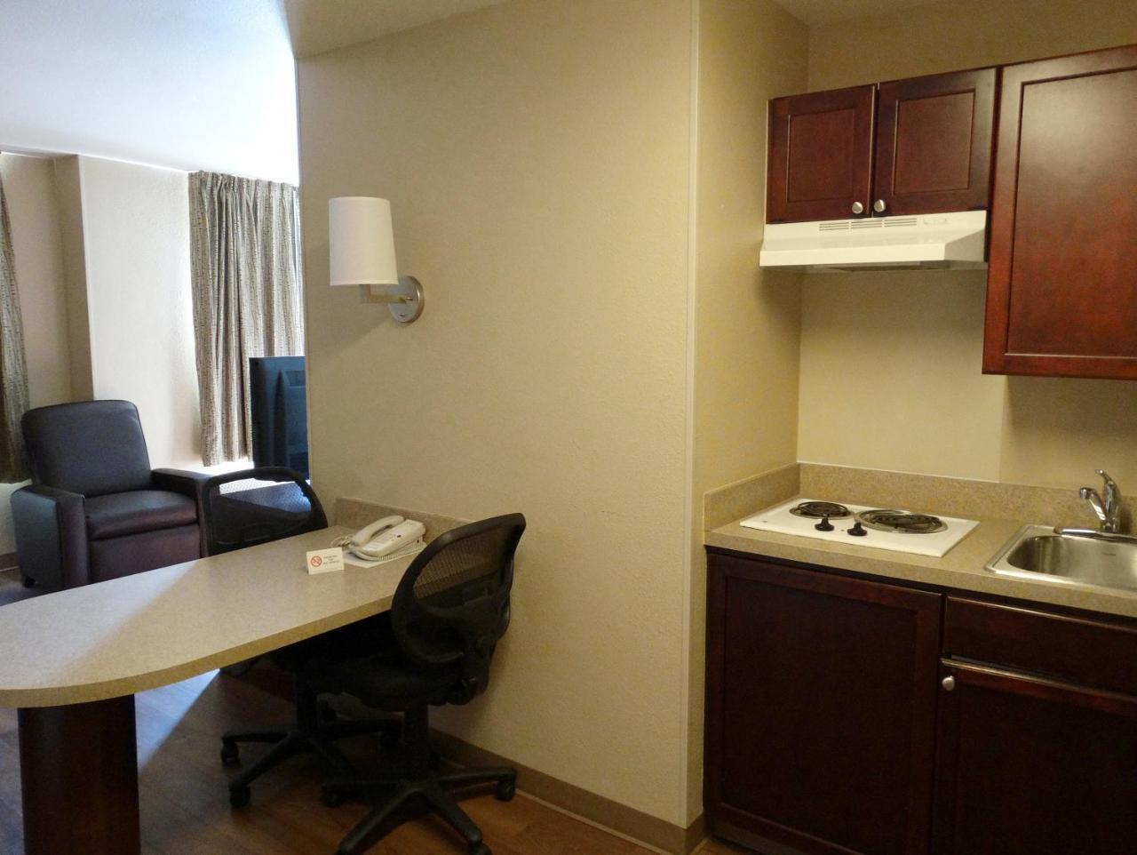 Extended Stay America Suites - Dallas - Las Colinas - Green Park Dr Irving Exterior photo